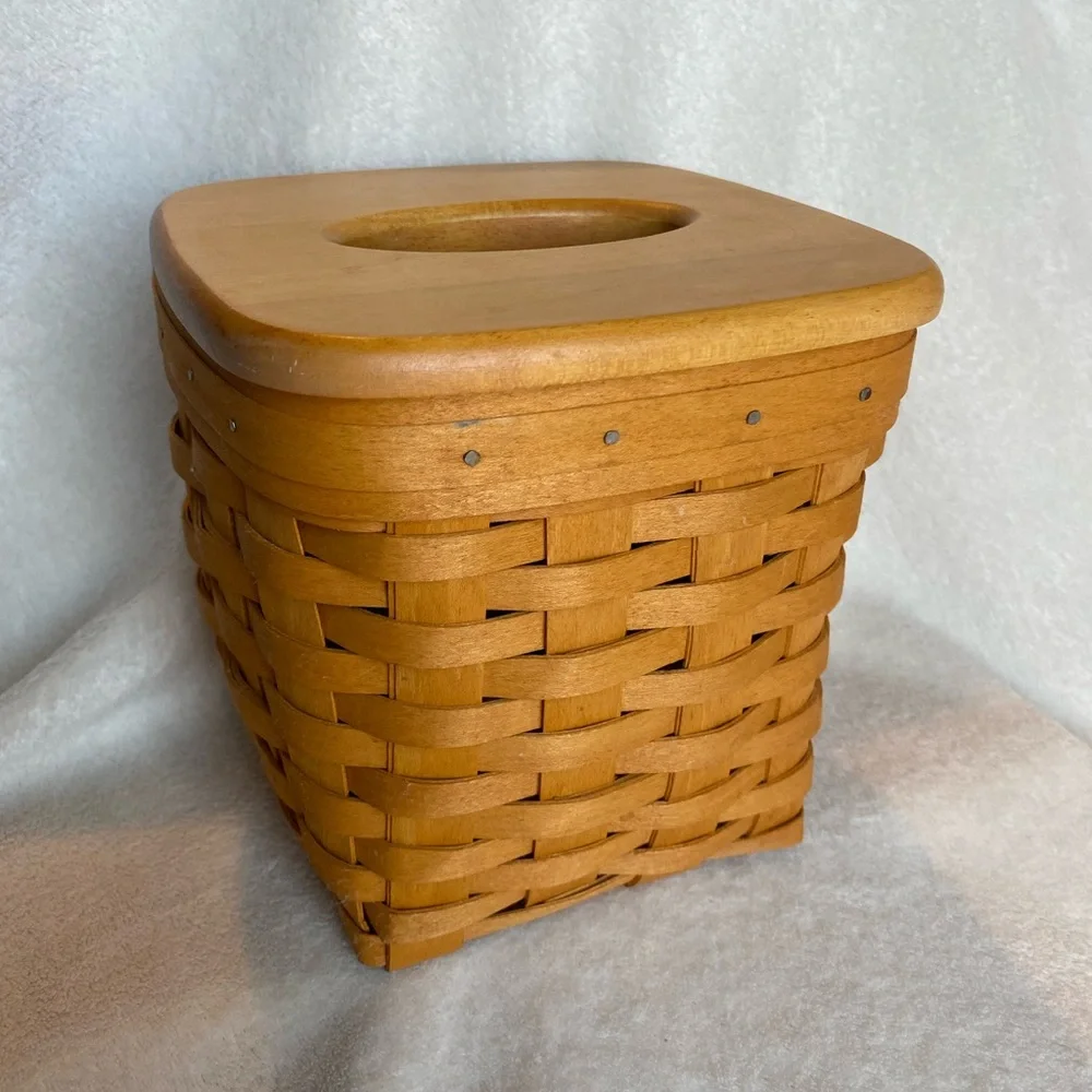 Longaberger Tall Tissue Basket W/Lid. Signed Numbered. Liner. Sz. 6.5” Square. - Picture 5 of 12